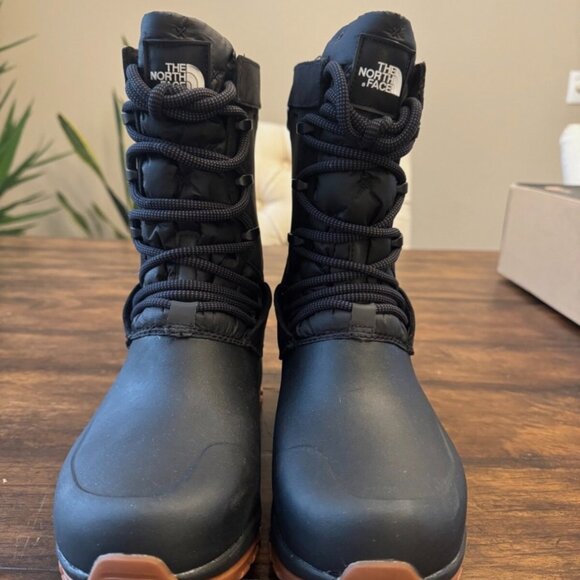 The North Face Women's Yukiona Mid Boot Size 9 - Picture 2 of 6